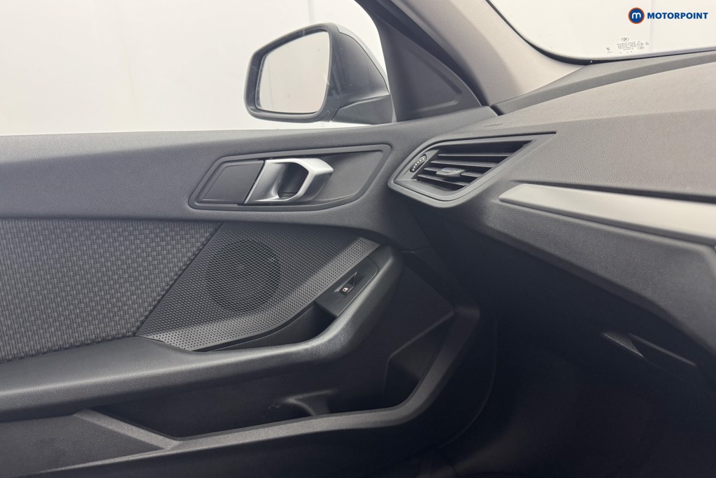BMW 1 Series SE Automatic Petrol Hatchback - Stock Number (1573686) - 16th supplementary image