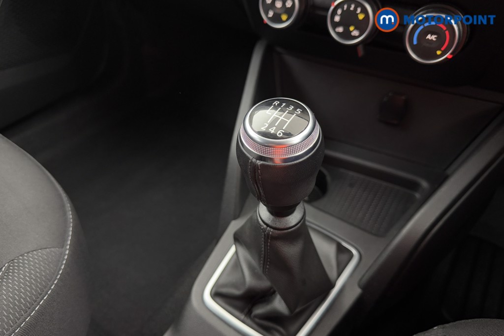 Dacia Duster Comfort Manual Petrol SUV - Stock Number (1573751) - 12th supplementary image