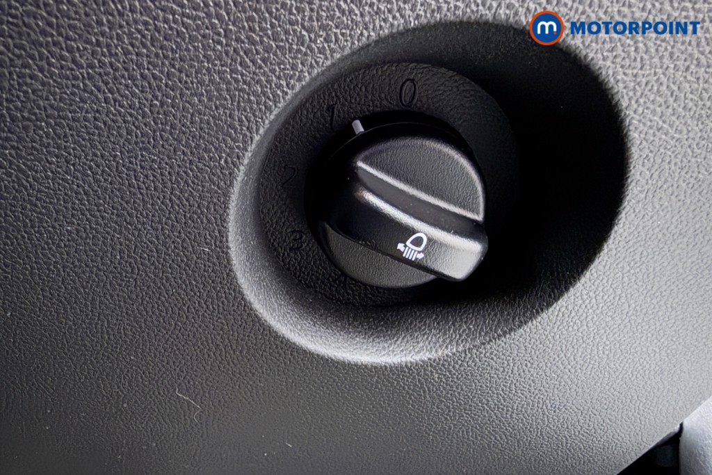 Dacia Duster Comfort Manual Petrol SUV - Stock Number (1573751) - 16th supplementary image