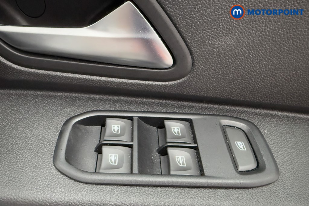 Dacia Duster Comfort Manual Petrol SUV - Stock Number (1573751) - 18th supplementary image