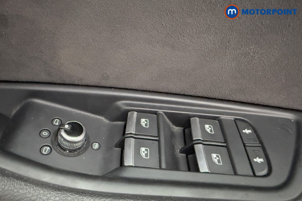 Audi A4 Black Edition Automatic Petrol Estate - Stock Number (1573773) - 19th supplementary image