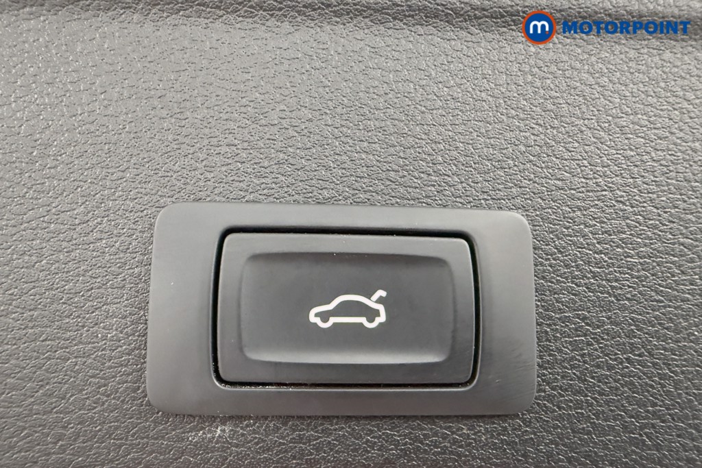 Audi A4 Black Edition Automatic Petrol Estate - Stock Number (1573773) - 28th supplementary image