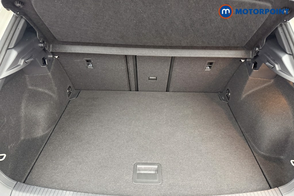 Volkswagen T-Roc R-Line Automatic Petrol SUV - Stock Number (1573779) - 27th supplementary image