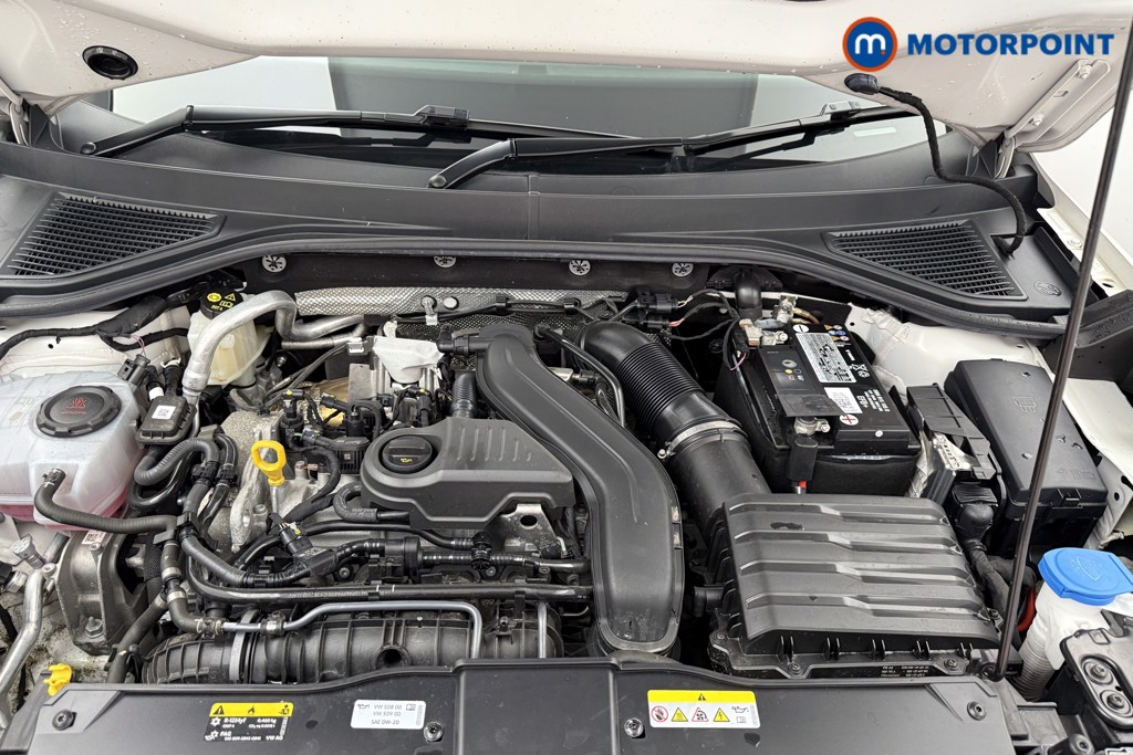Volkswagen T-Roc R-Line Automatic Petrol SUV - Stock Number (1573779) - 31st supplementary image