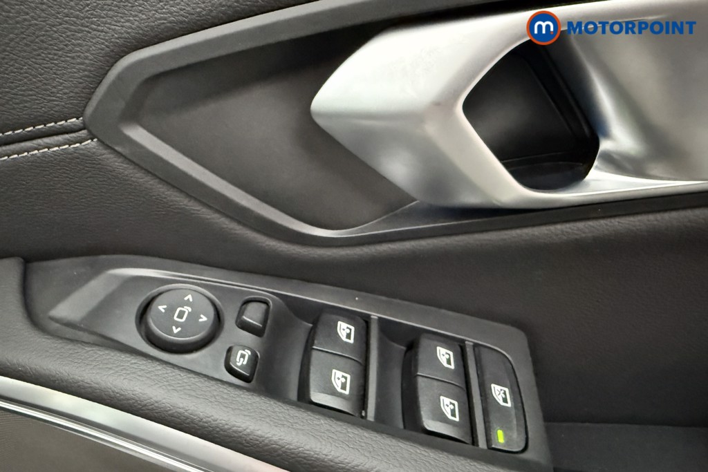 BMW 3 Series M Sport Automatic Petrol Plug-In Hybrid Estate - Stock Number (1573785) - 21st supplementary image