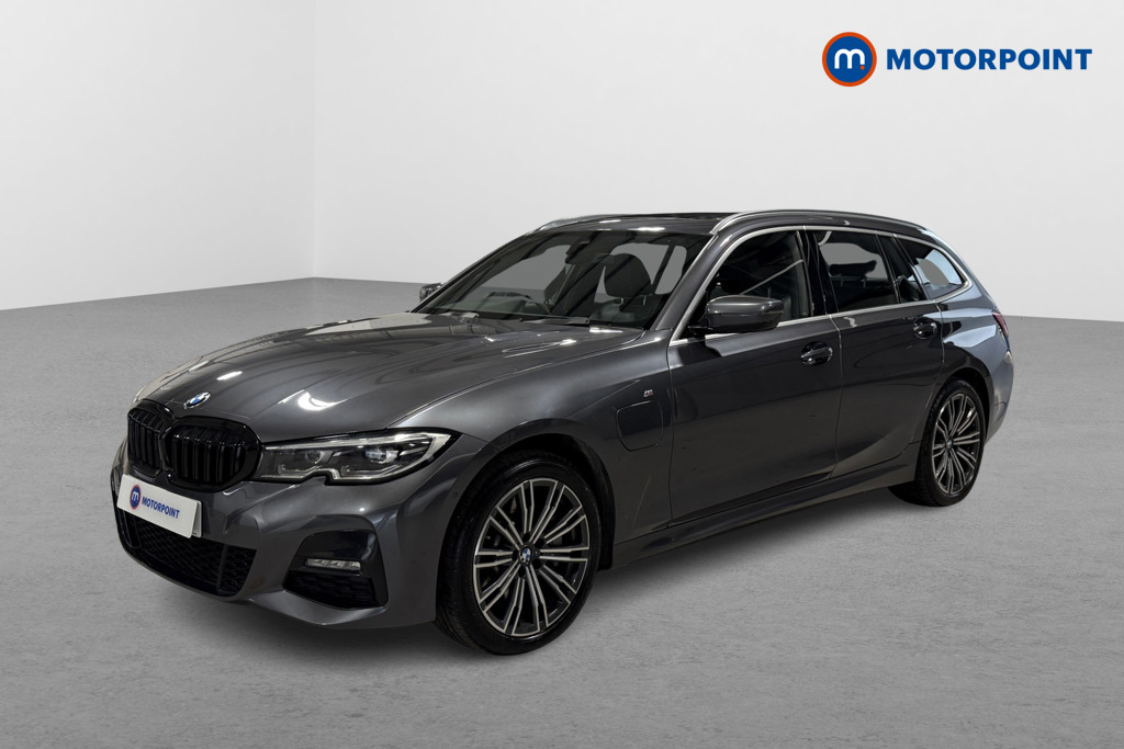 BMW 3 Series M Sport Automatic Petrol Plug-In Hybrid Estate - Stock Number (1573785) - Passenger side front corner