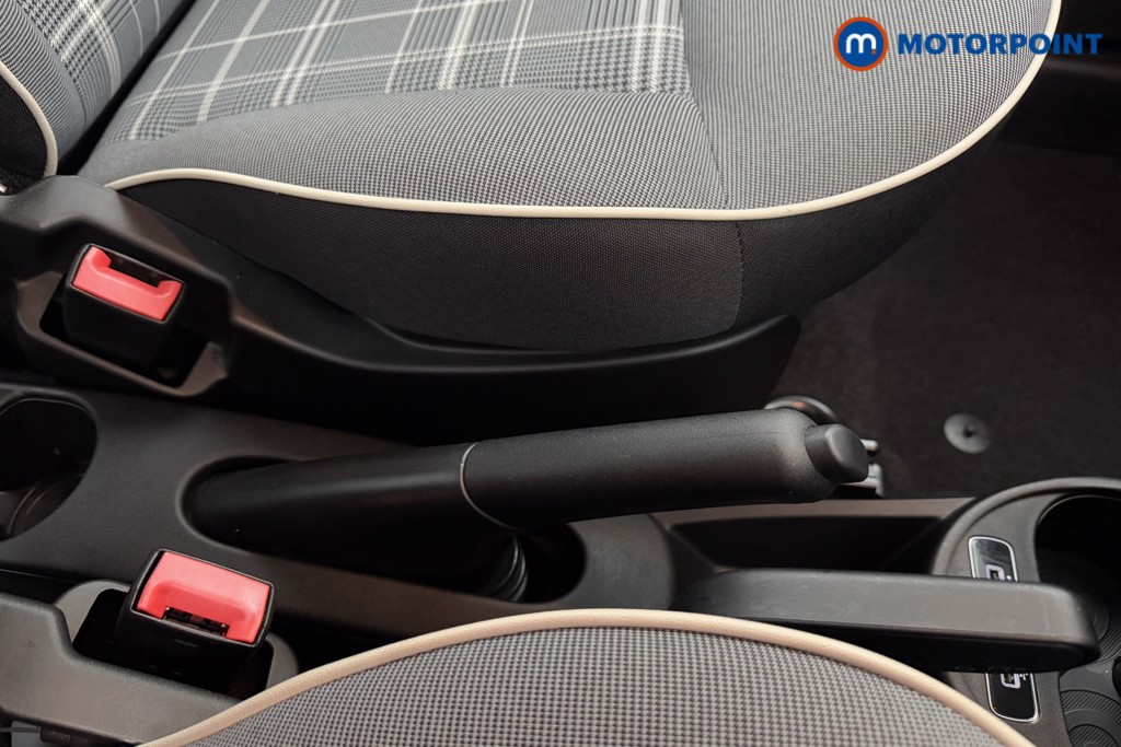 Fiat 500 Lounge Manual Petrol Hatchback - Stock Number (1573788) - 12th supplementary image