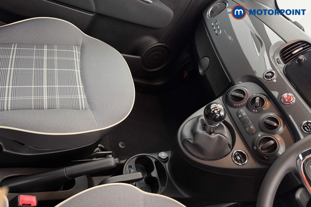 Fiat 500 Lounge Manual Petrol Hatchback - Stock Number (1573788) - 14th supplementary image