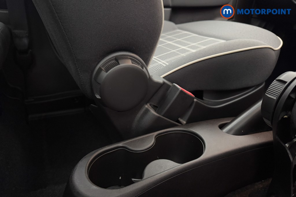 Fiat 500 Lounge Manual Petrol Hatchback - Stock Number (1573788) - 25th supplementary image