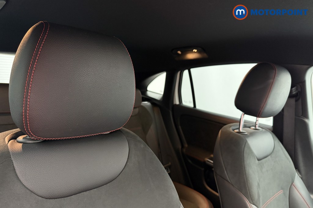 Mercedes-Benz GLA Amg Line Automatic Petrol SUV - Stock Number (1574002) - 23rd supplementary image