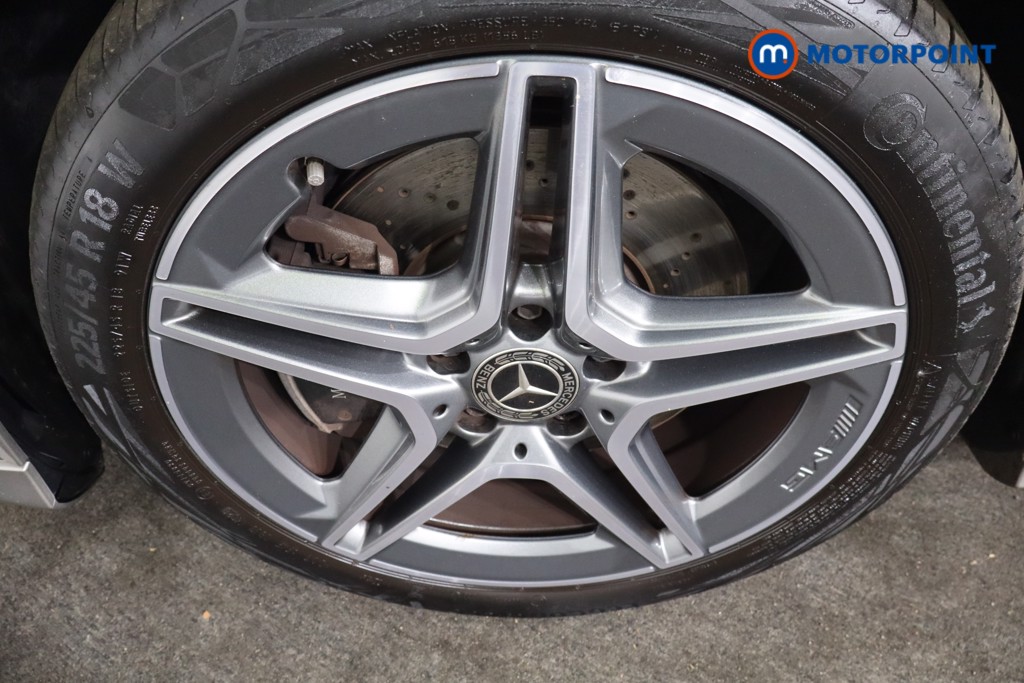 Mercedes-Benz A Class Amg Line Automatic Diesel Saloon - Stock Number (1574066) - 11th supplementary image