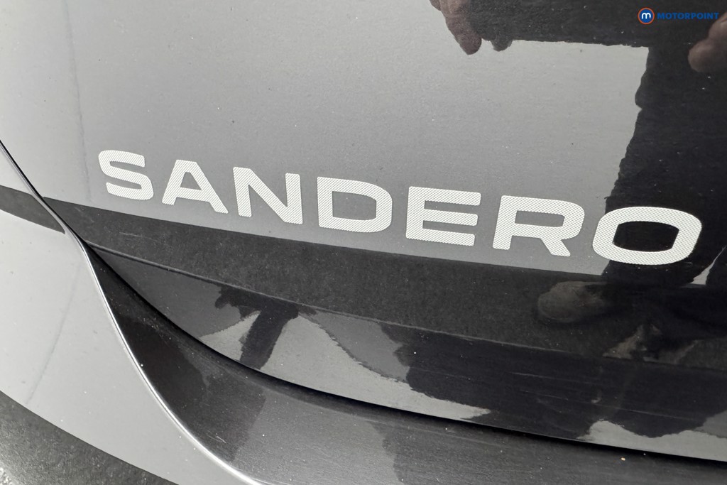 Dacia Sandero Expression Manual Petrol Hatchback - Stock Number (1574087) - 30th supplementary image
