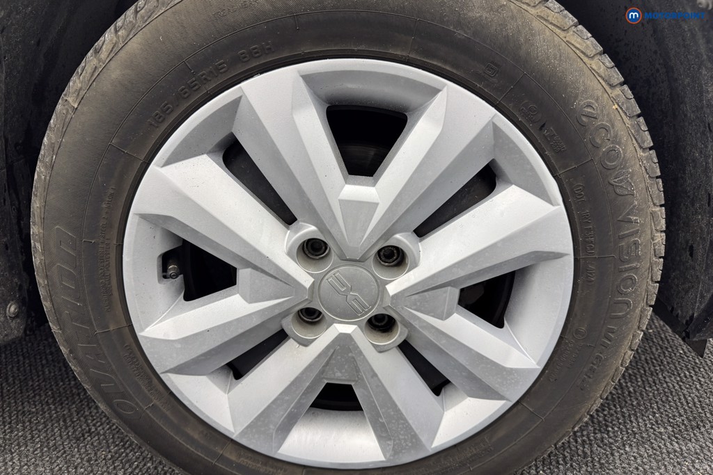 Dacia Sandero Expression Manual Petrol Hatchback - Stock Number (1574087) - 33rd supplementary image