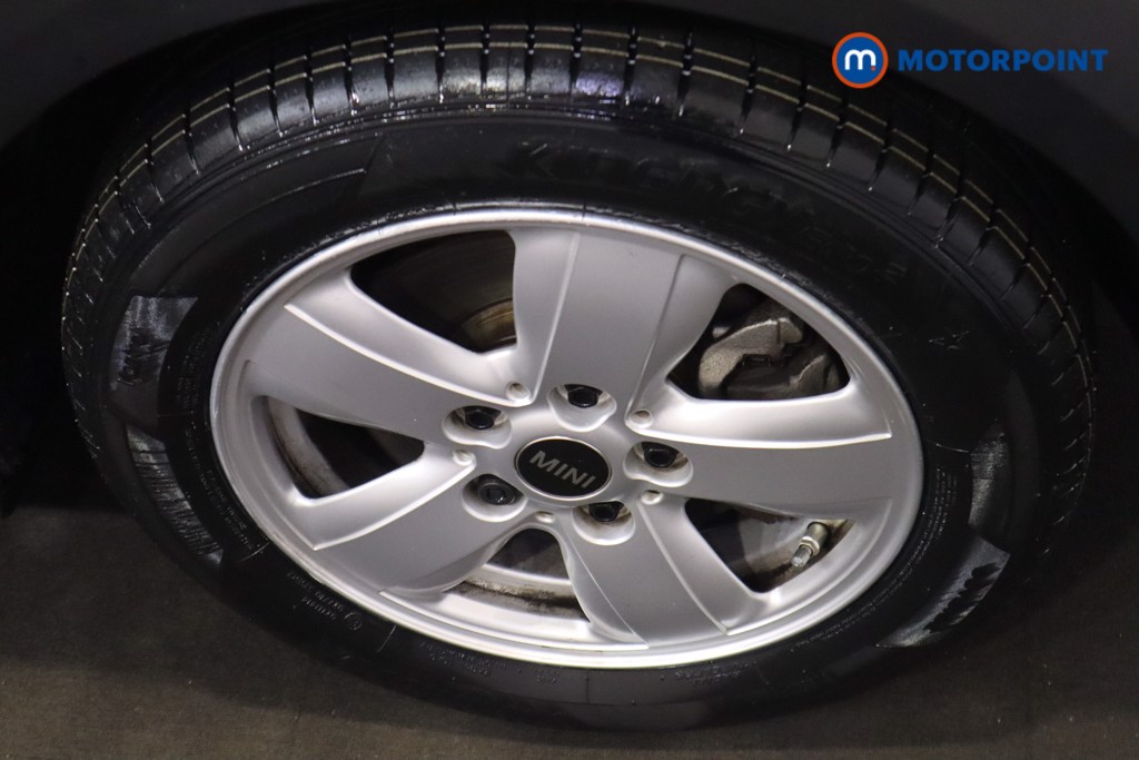Mini Hatchback Cooper Classic Manual Petrol Hatchback - Stock Number (1574278) - 11th supplementary image