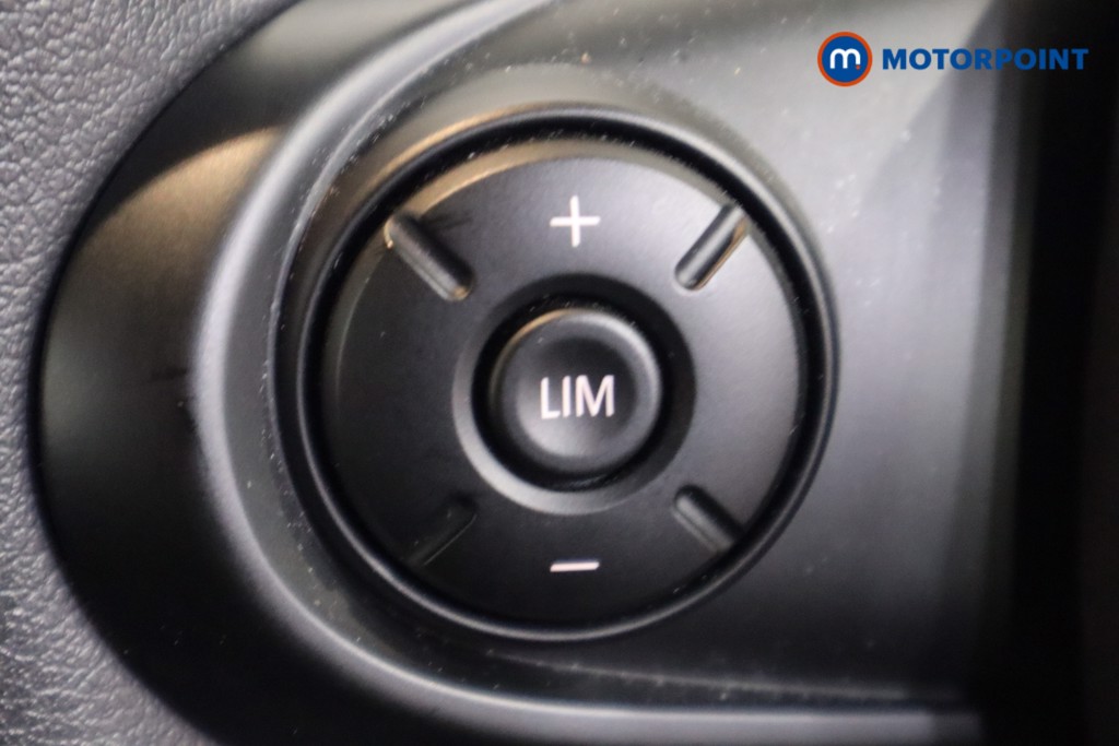 Mini Hatchback Cooper Classic Manual Petrol Hatchback - Stock Number (1574278) - 17th supplementary image