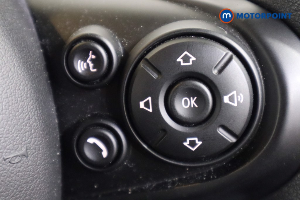 Mini Hatchback Cooper Classic Manual Petrol Hatchback - Stock Number (1574278) - 18th supplementary image