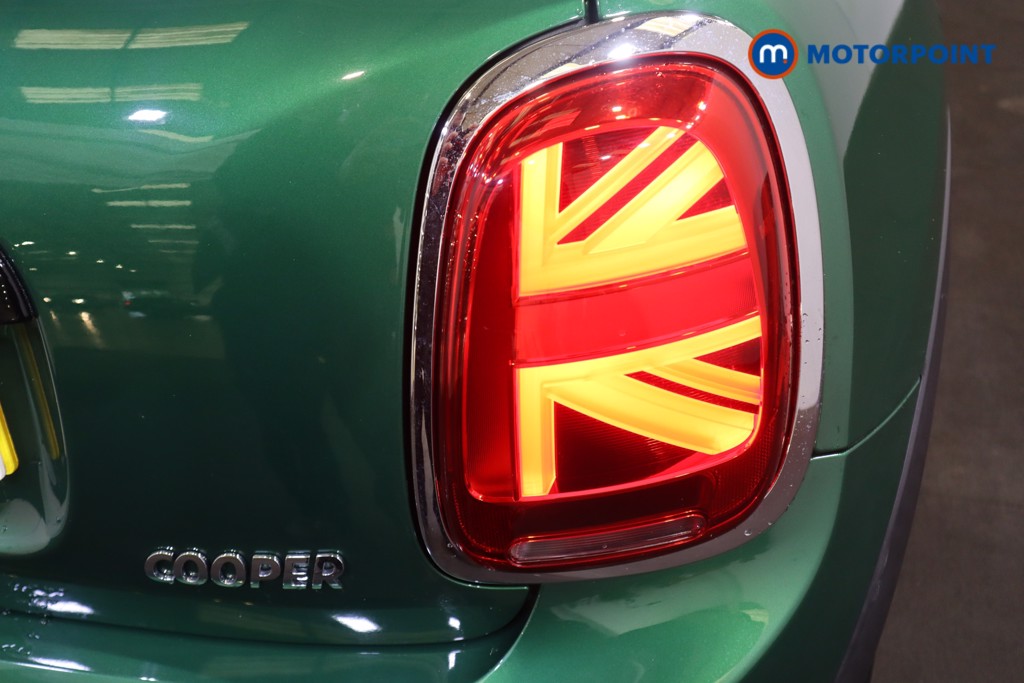 Mini Hatchback Cooper Classic Manual Petrol Hatchback - Stock Number (1574278) - 28th supplementary image