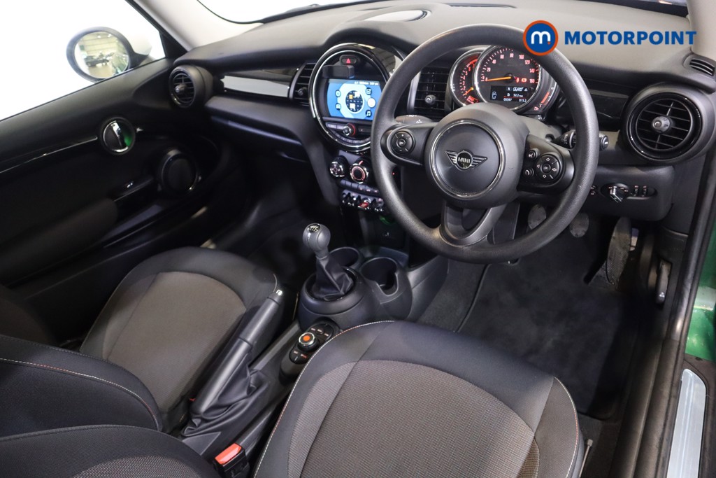 Mini Hatchback Cooper Classic Manual Petrol Hatchback - Stock Number (1574278) - 1st supplementary image