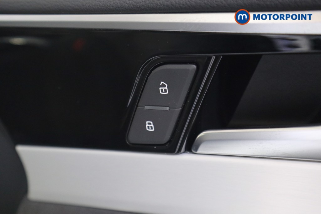 Audi A4 S Line Automatic Petrol Saloon - Stock Number (1574731) - 13th supplementary image