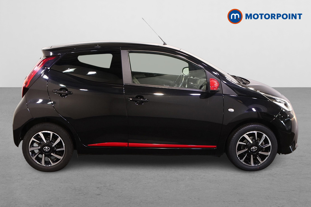 Toyota Aygo X-Trend Manual Petrol Hatchback - Stock Number (1574734) - Drivers side