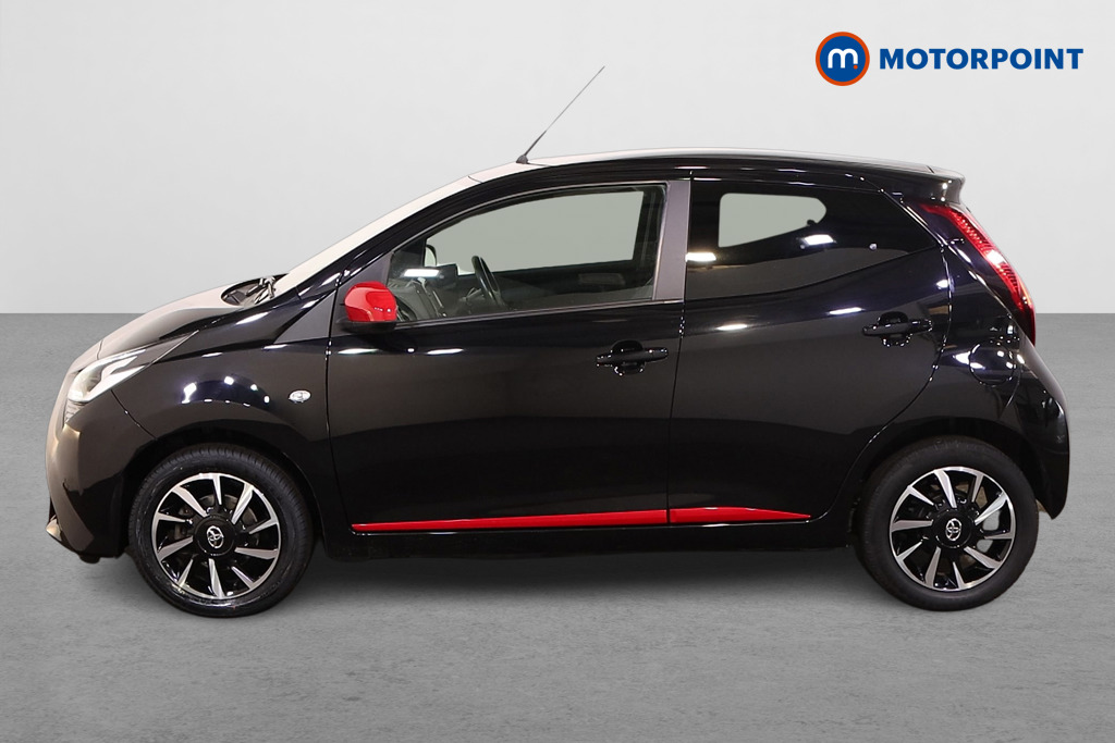 Toyota Aygo X-Trend Manual Petrol Hatchback - Stock Number (1574734) - Passenger side