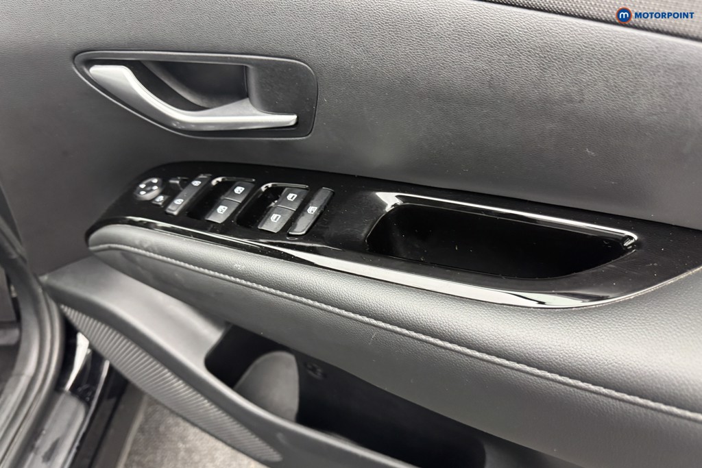 Hyundai Tucson Se Connect Manual Petrol SUV - Stock Number (1575079) - 23rd supplementary image