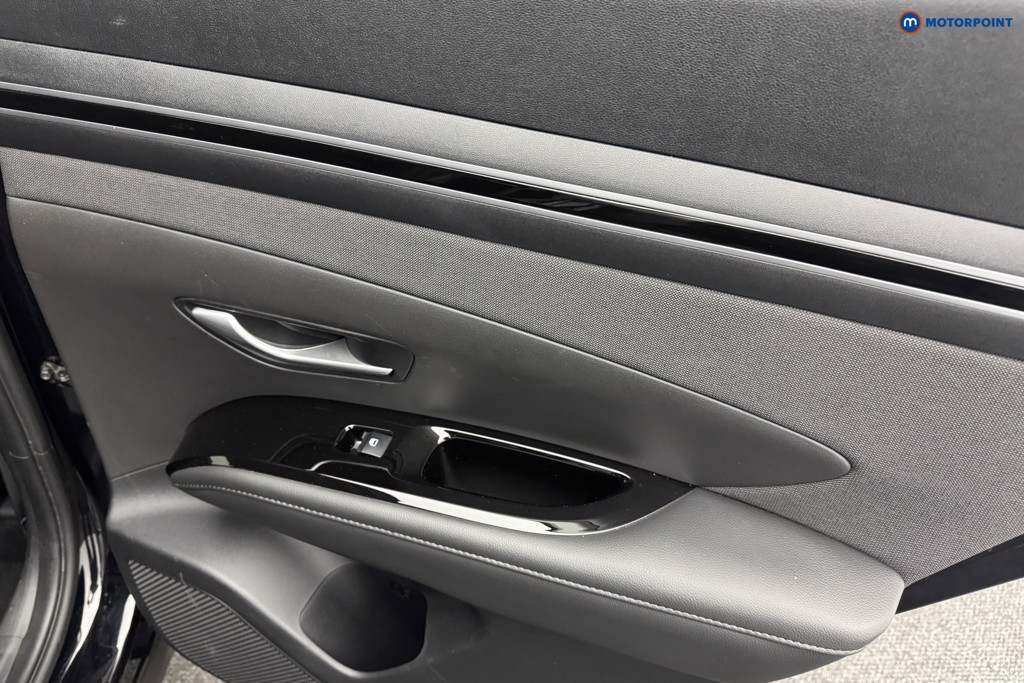 Hyundai Tucson Se Connect Manual Petrol SUV - Stock Number (1575079) - 24th supplementary image