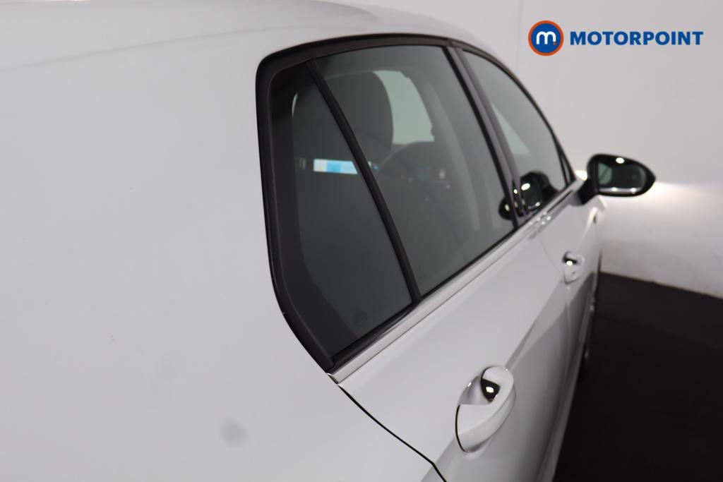 Volkswagen Golf Style Manual Petrol Hatchback - Stock Number (1575174) - 32nd supplementary image