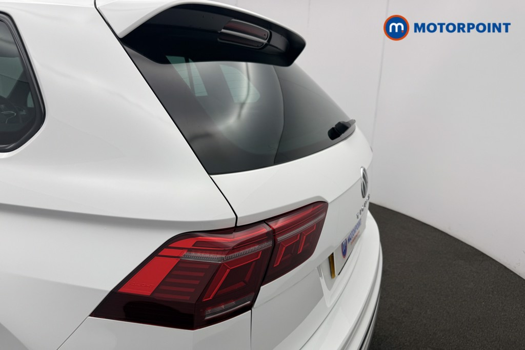 Volkswagen Tiguan R-Line Automatic Petrol SUV - Stock Number (1575219) - 25th supplementary image