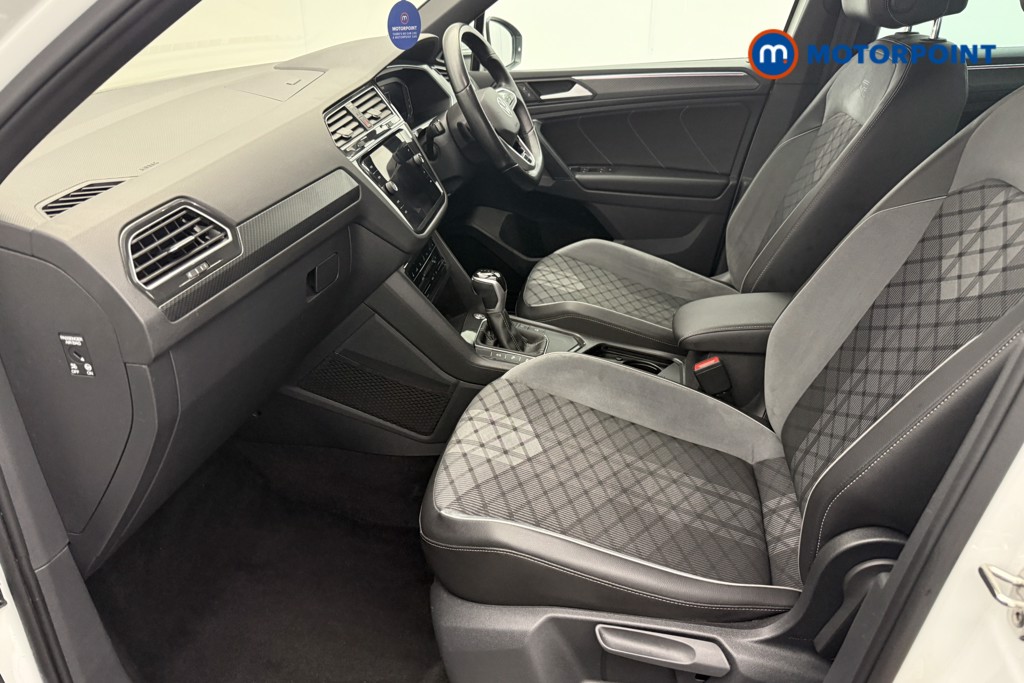 Volkswagen Tiguan R-Line Automatic Petrol SUV - Stock Number (1575219) - 1st supplementary image