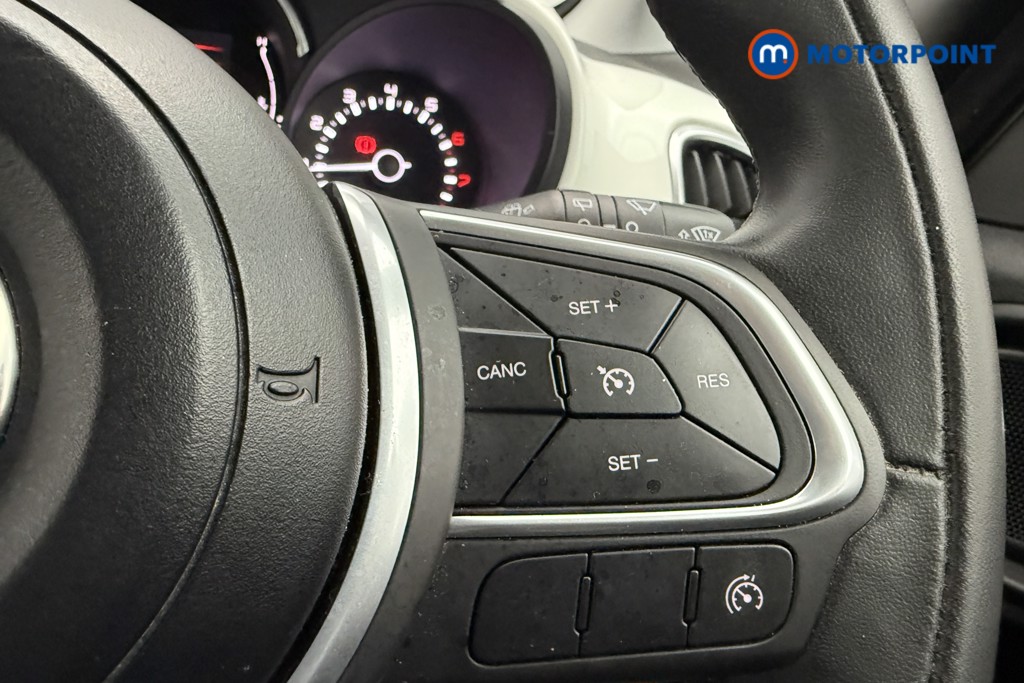 Fiat 500L City Cross Manual Petrol Hatchback - Stock Number (1575444) - 11th supplementary image