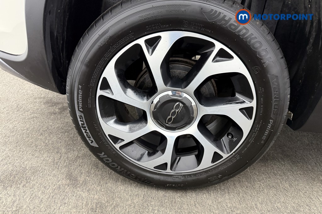 Fiat 500L City Cross Manual Petrol Hatchback - Stock Number (1575444) - 16th supplementary image