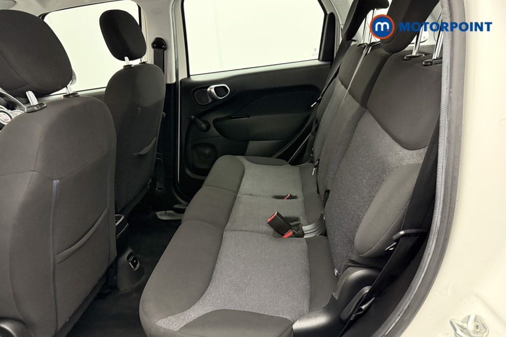 Fiat 500L City Cross Manual Petrol Hatchback - Stock Number (1575444) - 1st supplementary image