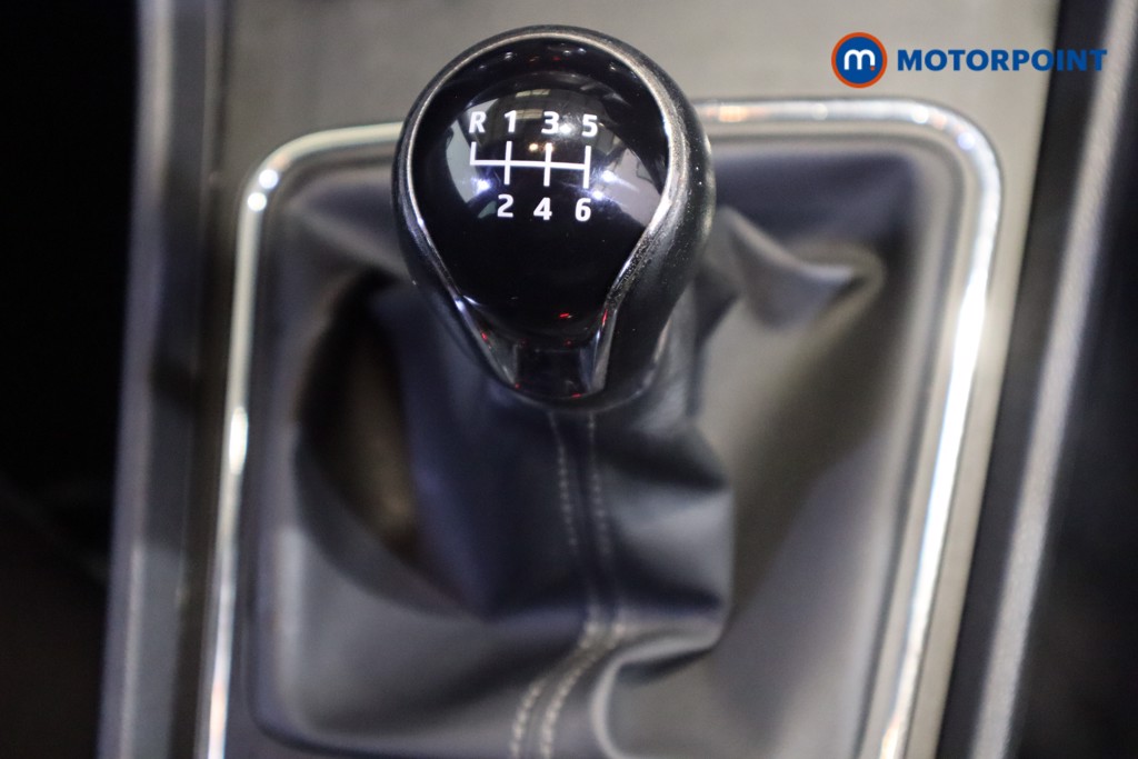 Seat Leon Se Dynamic Manual Petrol Hatchback - Stock Number (1575542) - 5th supplementary image