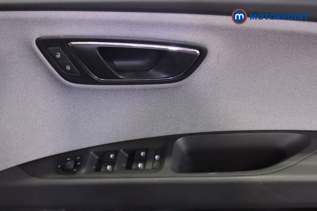 Seat Leon Se Dynamic Manual Petrol Hatchback - Stock Number (1575542) - 14th supplementary image