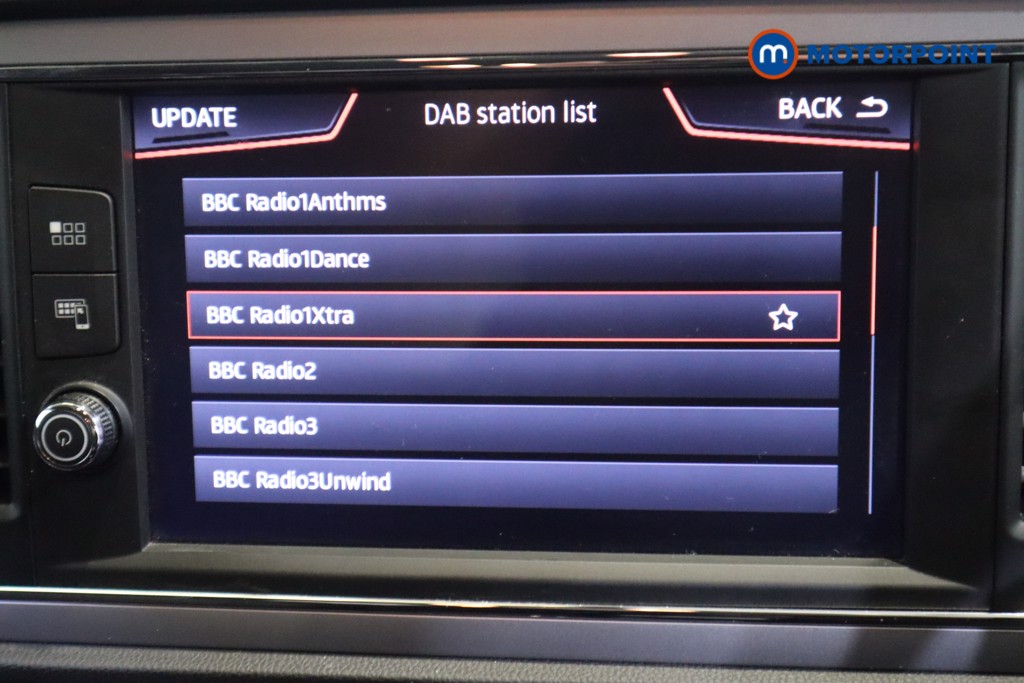 Seat Leon Se Dynamic Manual Petrol Hatchback - Stock Number (1575542) - 19th supplementary image