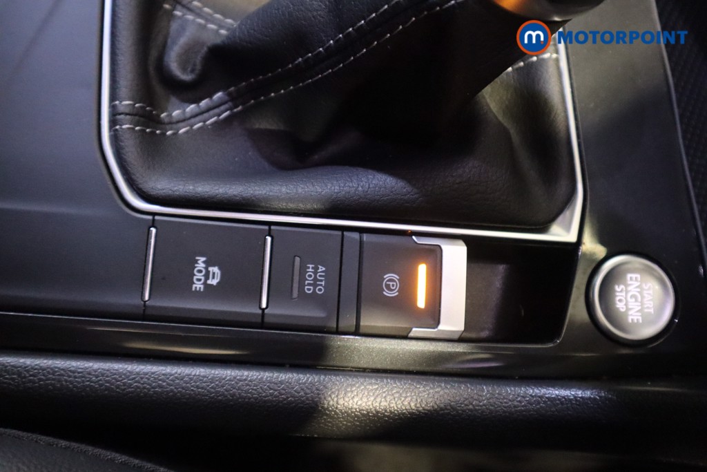 Volkswagen Tiguan R-Line Automatic Petrol Plug-In Hybrid SUV - Stock Number (1575972) - 21st supplementary image