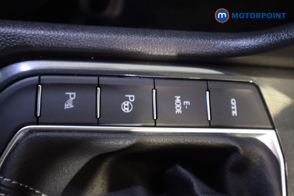 Volkswagen Tiguan R-Line Automatic Petrol Plug-In Hybrid SUV - Stock Number (1575972) - 22nd supplementary image