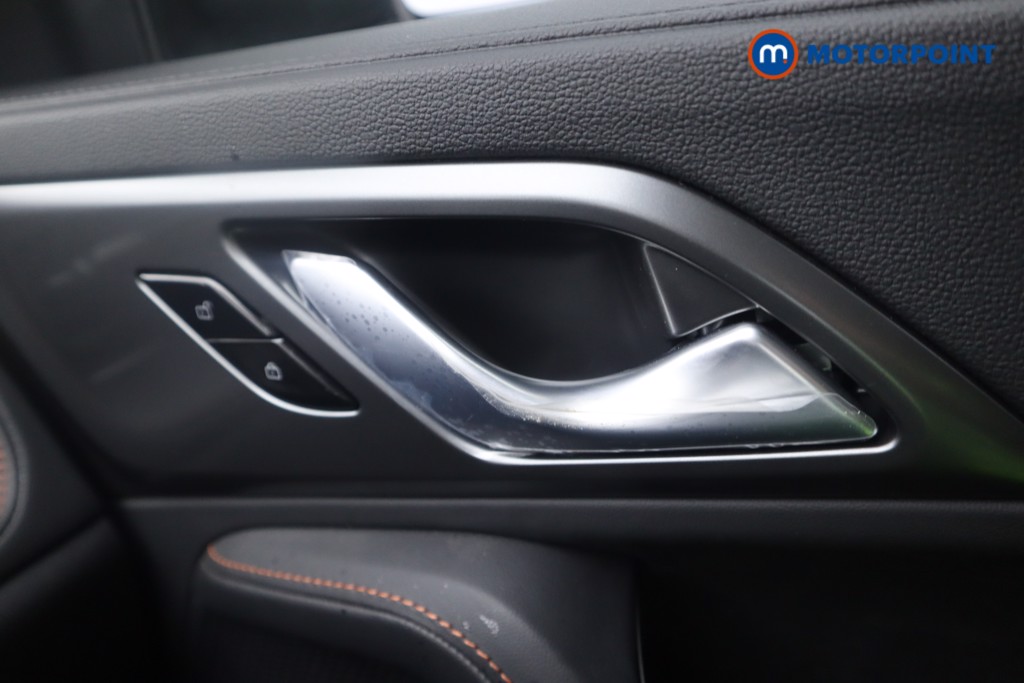 BMW 1 Series 128Ti Automatic Petrol Hatchback - Stock Number (1575977) - 9th supplementary image