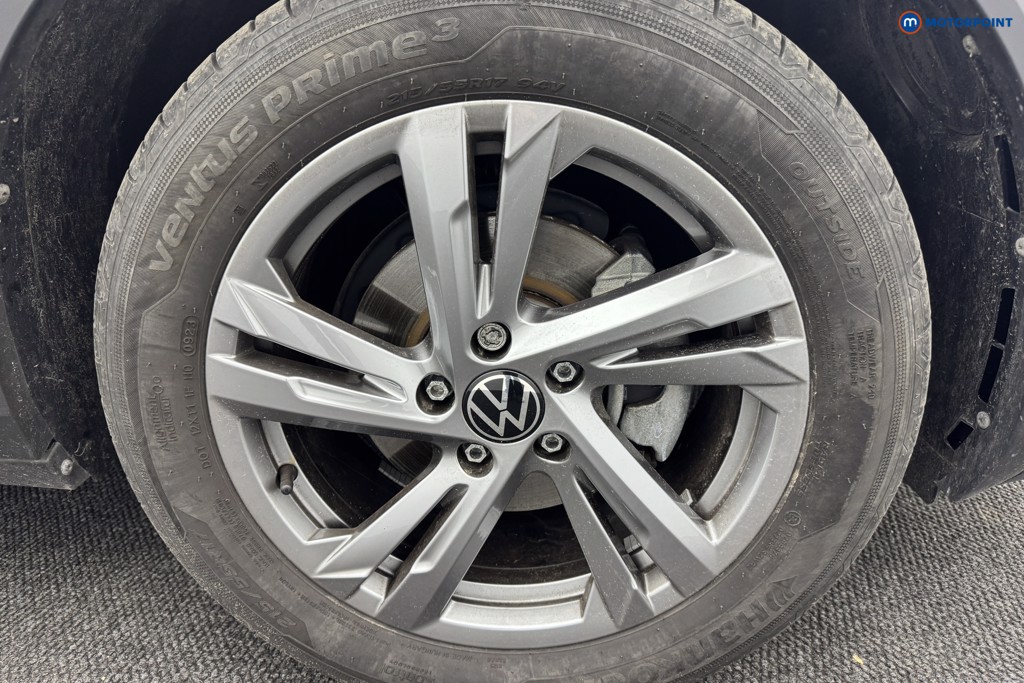 Volkswagen T-Roc R-Line Automatic Petrol SUV - Stock Number (1576140) - 35th supplementary image