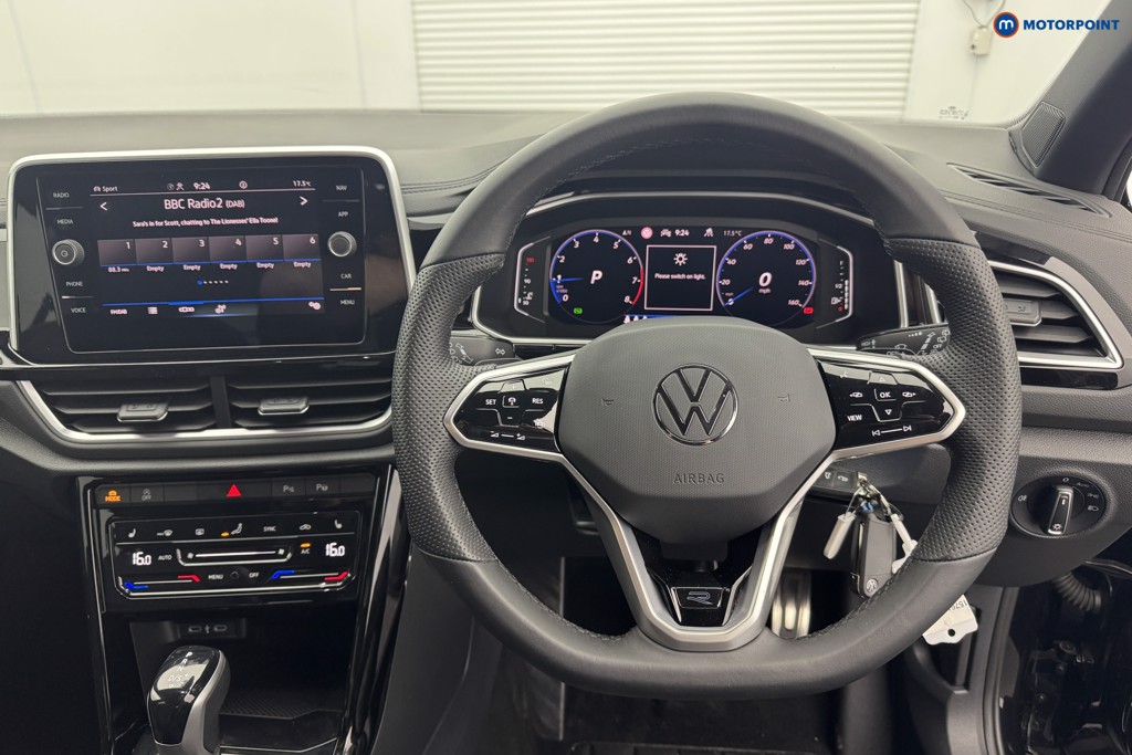 Volkswagen T-Roc R-Line Automatic Petrol SUV - Stock Number (1576140) - 1st supplementary image