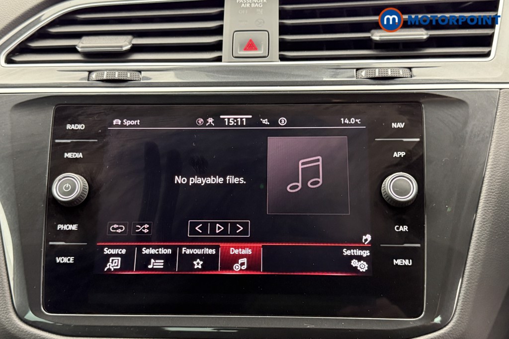 Volkswagen Tiguan R-Line Automatic Petrol SUV - Stock Number (1576487) - 7th supplementary image