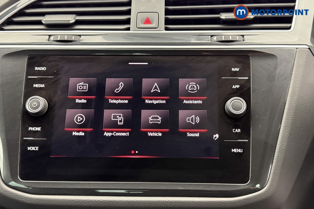 Volkswagen Tiguan R-Line Automatic Petrol SUV - Stock Number (1576487) - 11th supplementary image