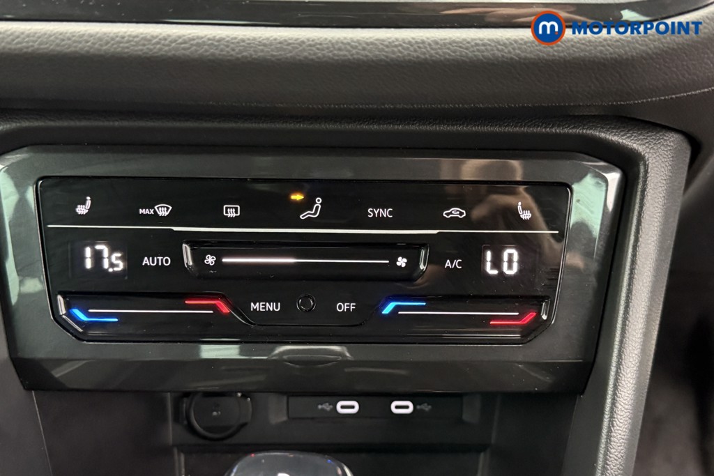 Volkswagen Tiguan R-Line Automatic Petrol SUV - Stock Number (1576487) - 12th supplementary image