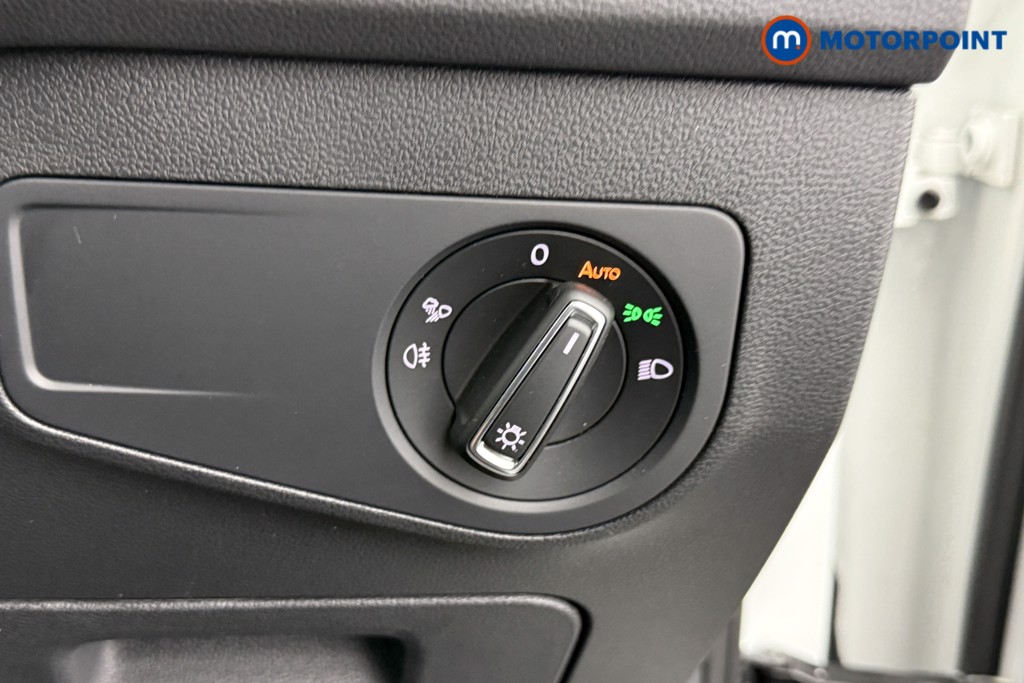 Volkswagen Tiguan R-Line Automatic Petrol SUV - Stock Number (1576487) - 16th supplementary image