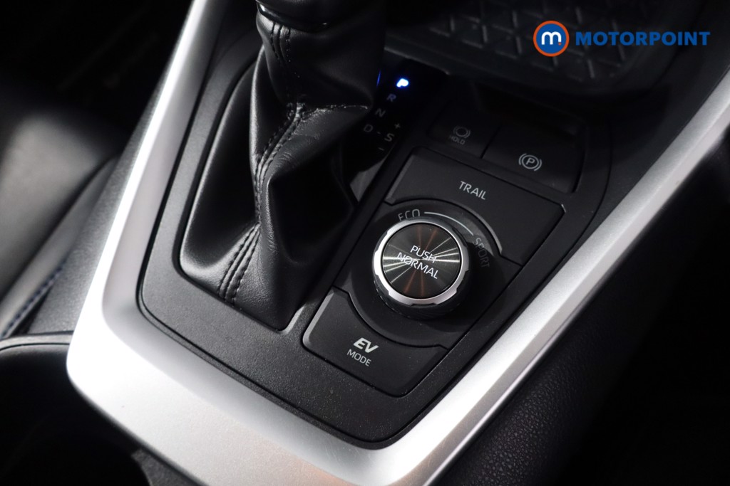 Toyota Rav4 Dynamic Automatic Petrol-Electric Hybrid SUV - Stock Number (1576544) - 15th supplementary image
