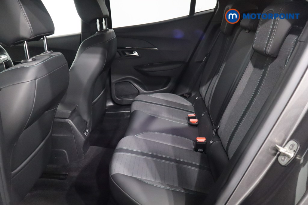 Peugeot 2008 Allure Manual Petrol SUV - Stock Number (1576622) - 5th supplementary image