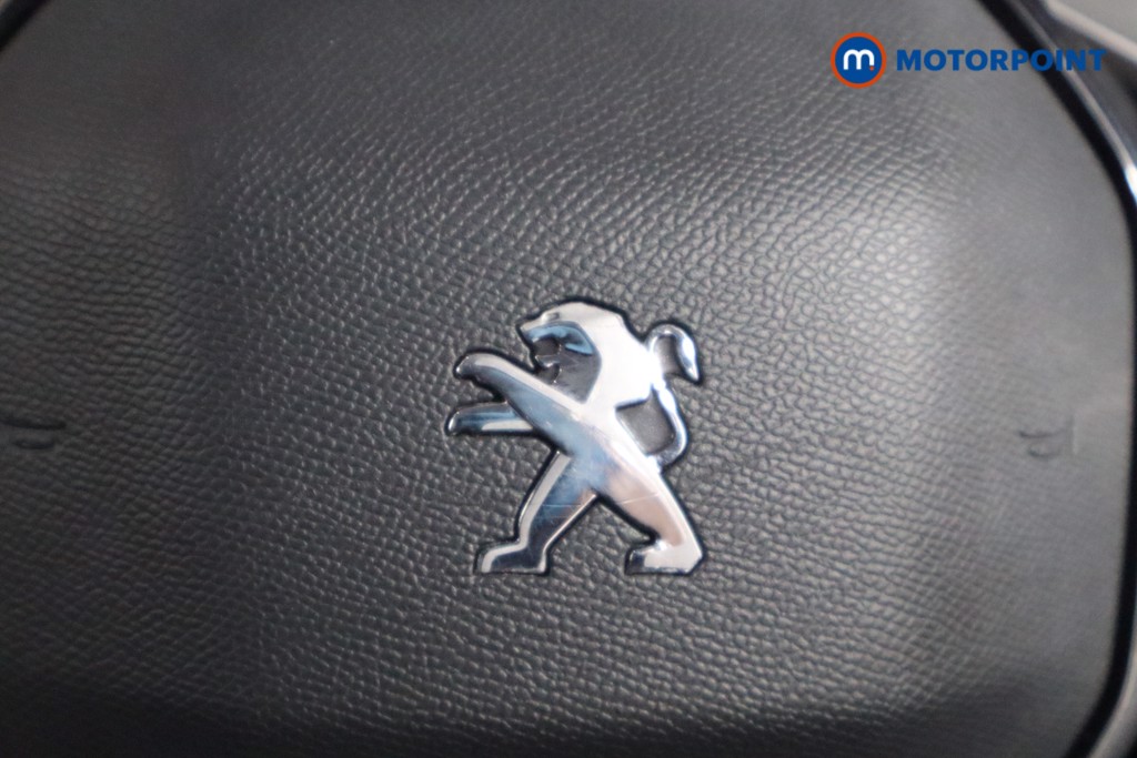 Peugeot 2008 Allure Manual Petrol SUV - Stock Number (1576622) - 17th supplementary image