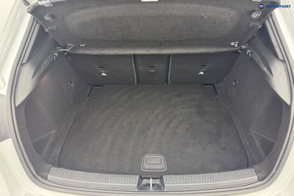 Mercedes-Benz A Class Amg Line Executive Edition Automatic Petrol Hatchback - Stock Number (1576911) - 3rd supplementary image