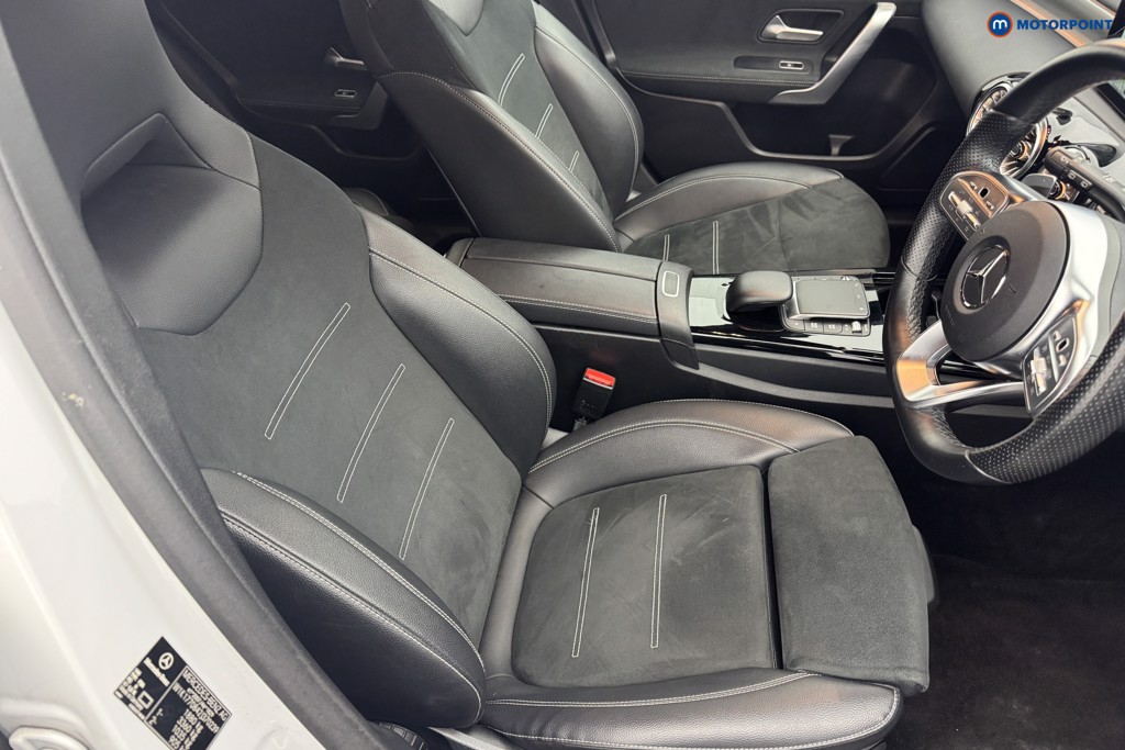 Mercedes-Benz A Class Amg Line Executive Edition Automatic Petrol Hatchback - Stock Number (1576911) - 5th supplementary image